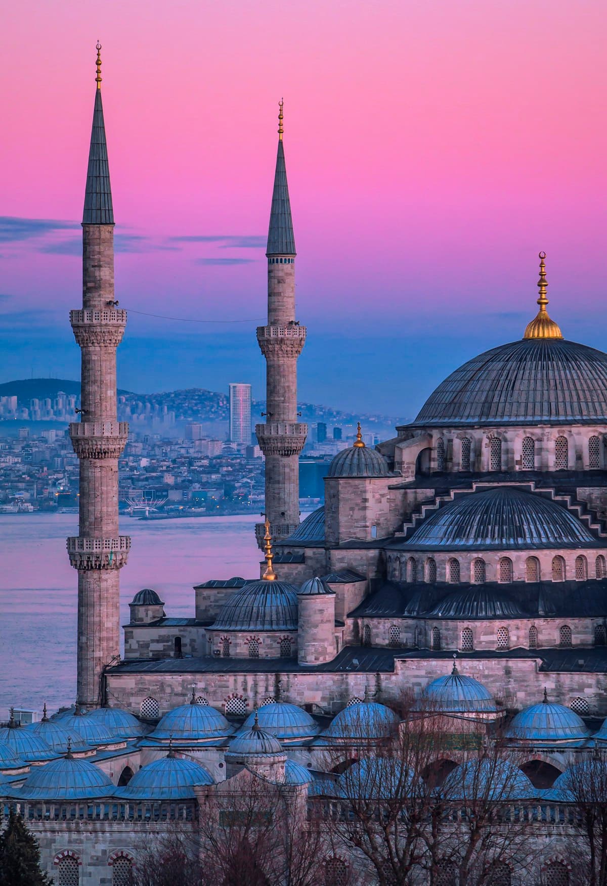 İstanbul'da Yabancı Olarak Yaşam Ulaşım, Sağlık, Eğitim ve Günlük Hayat