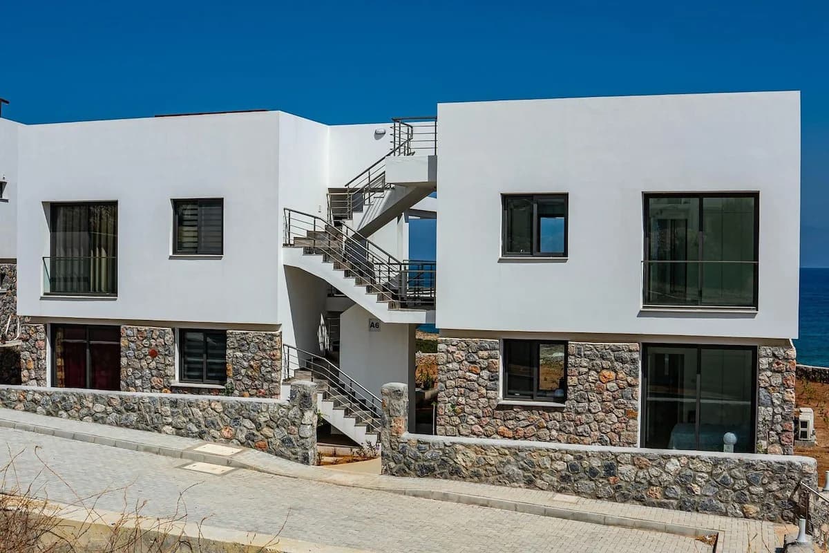 evergreen-2-exterior-11