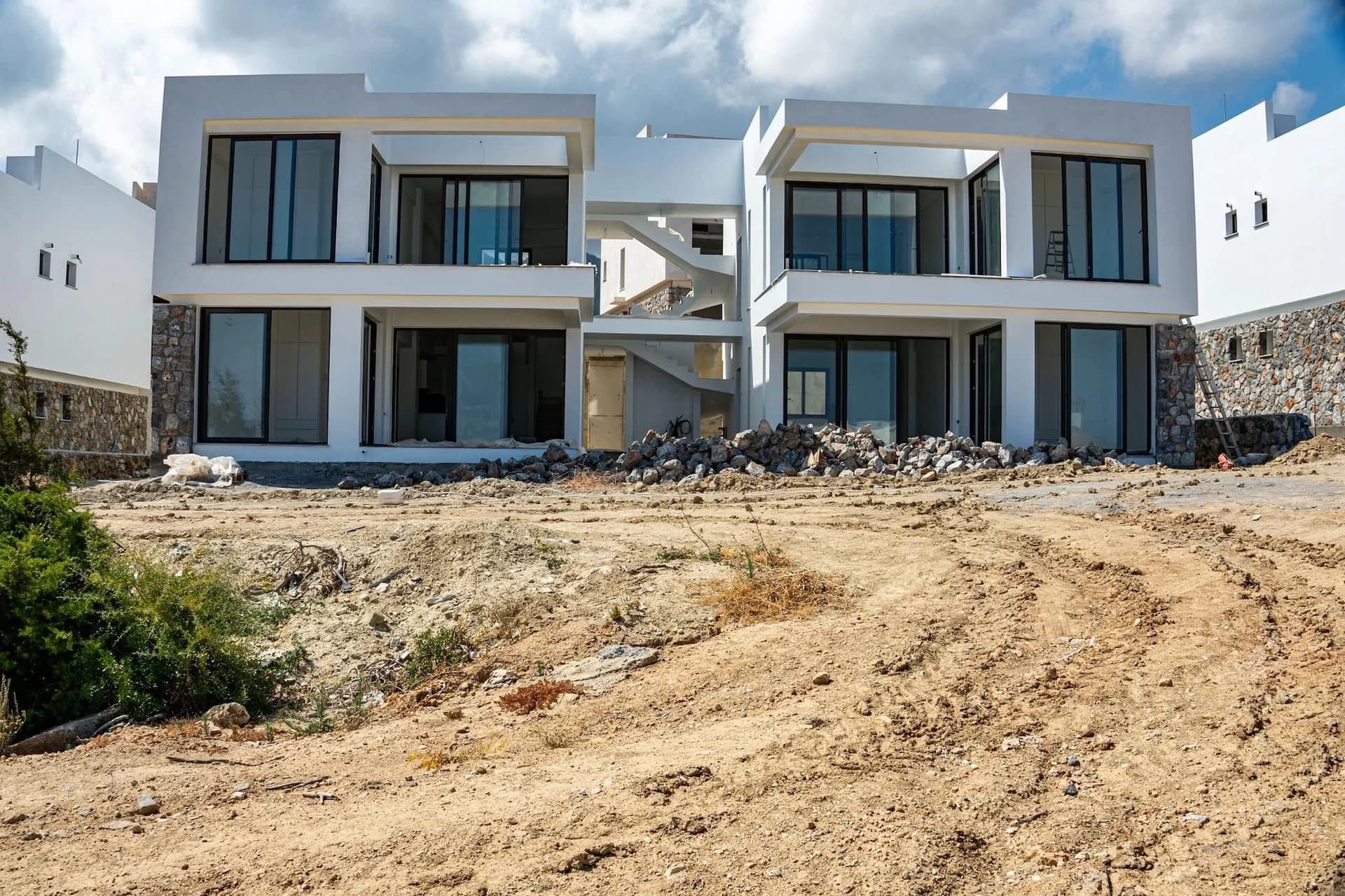 evergreen-2-exterior-13