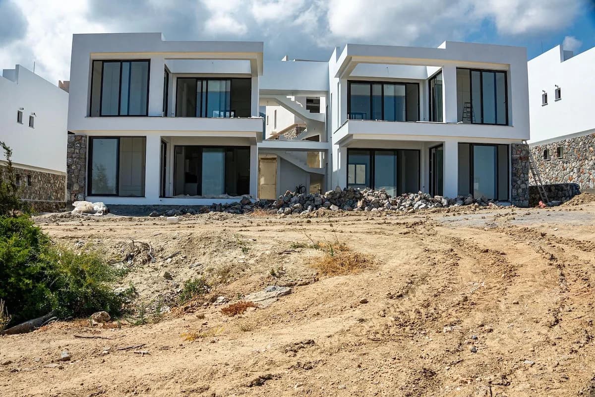 evergreen-2-exterior-13