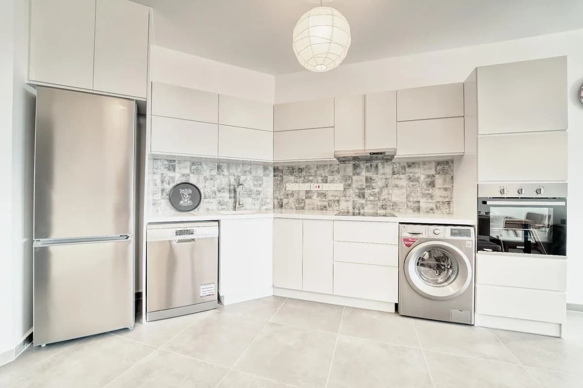 evergreen-215-interior-34