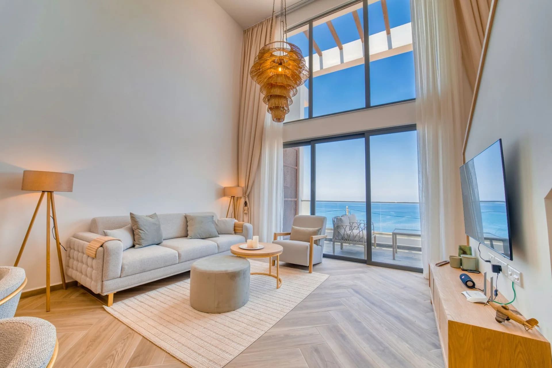 evergreen-221-interior-13