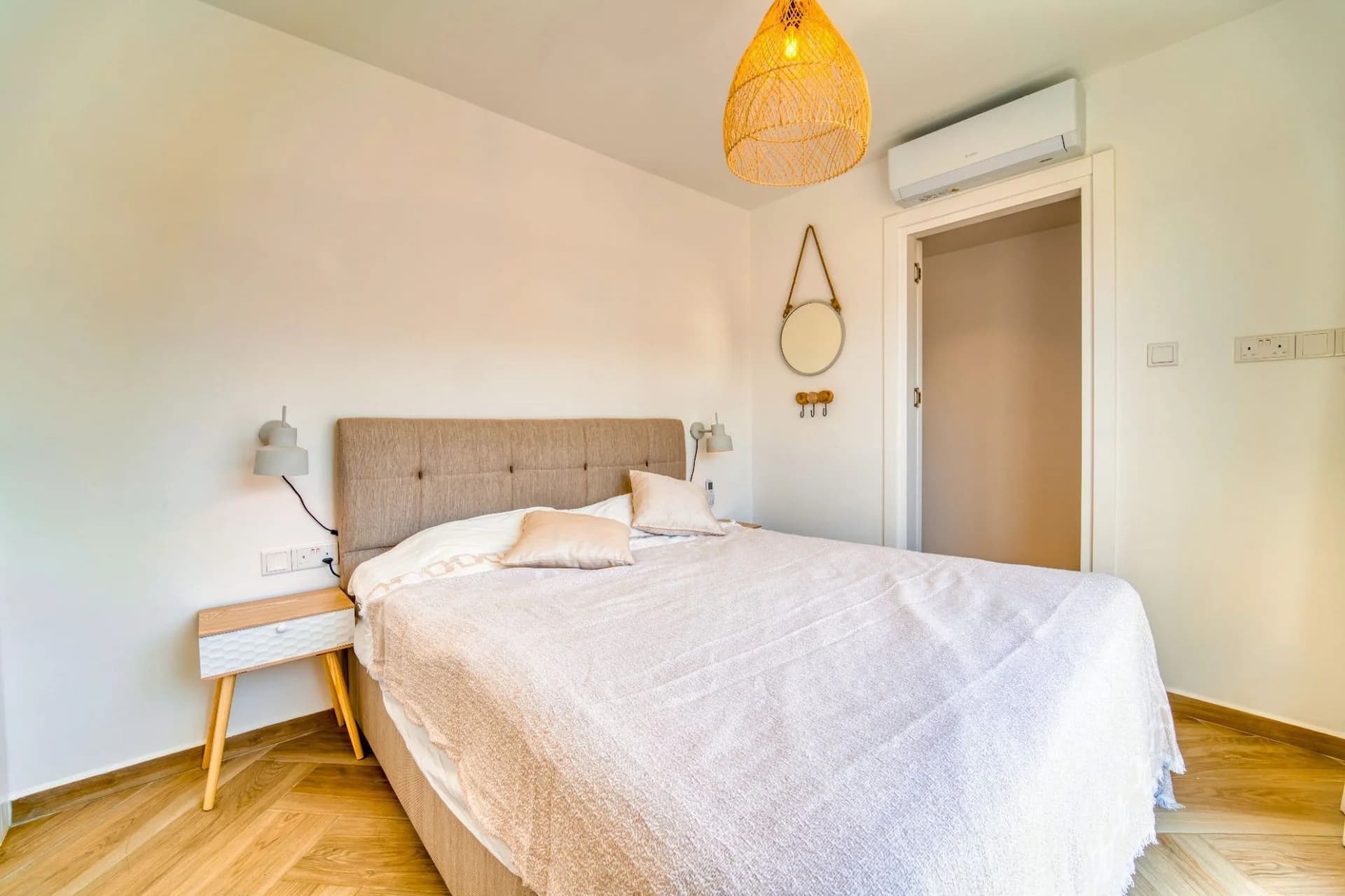 evergreen-221-interior-28