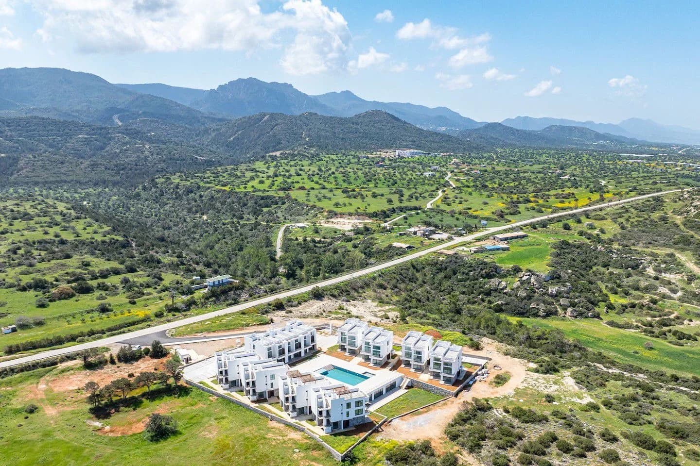 evergreen-25-exterior-4