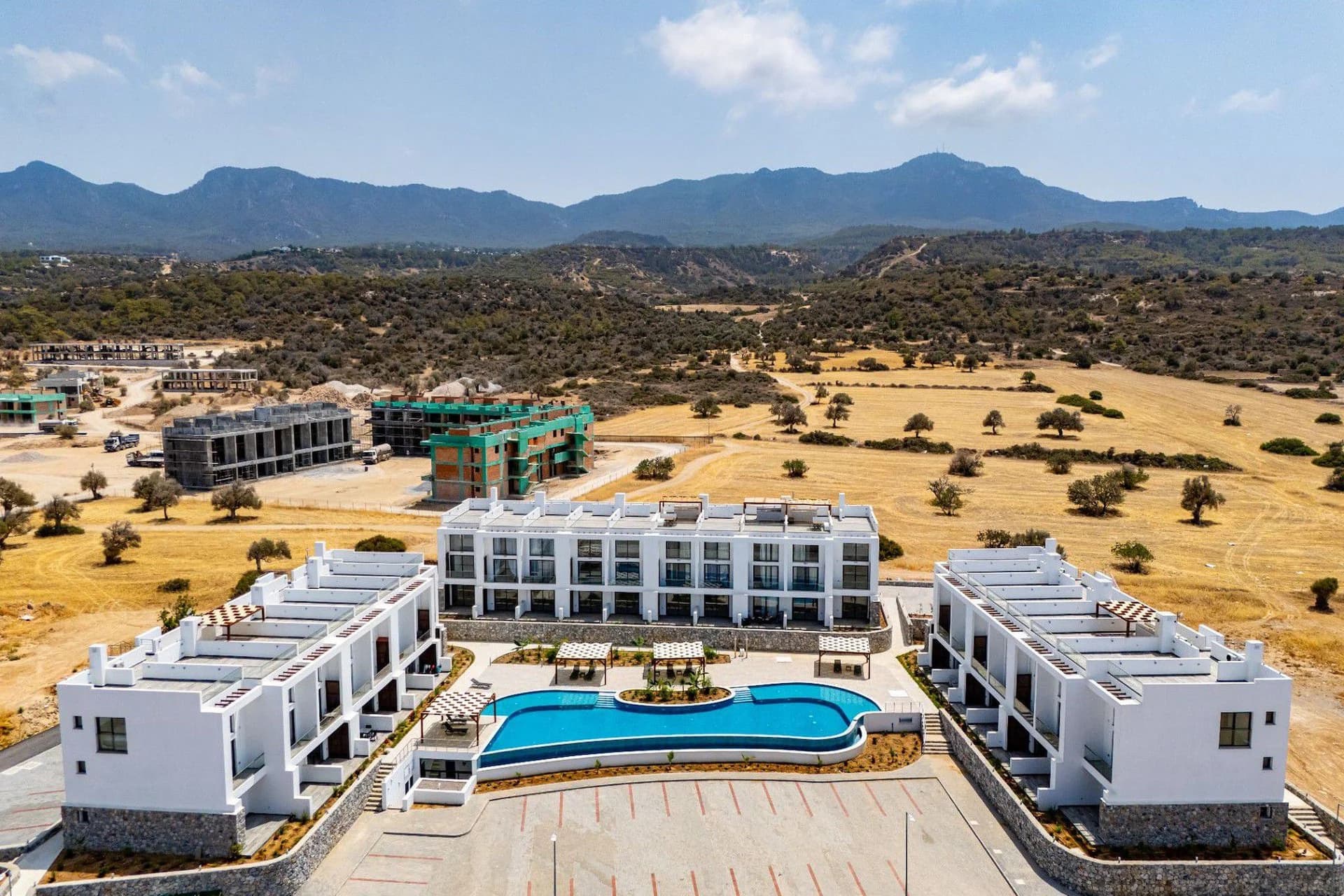 evergreen-3-exterior-2