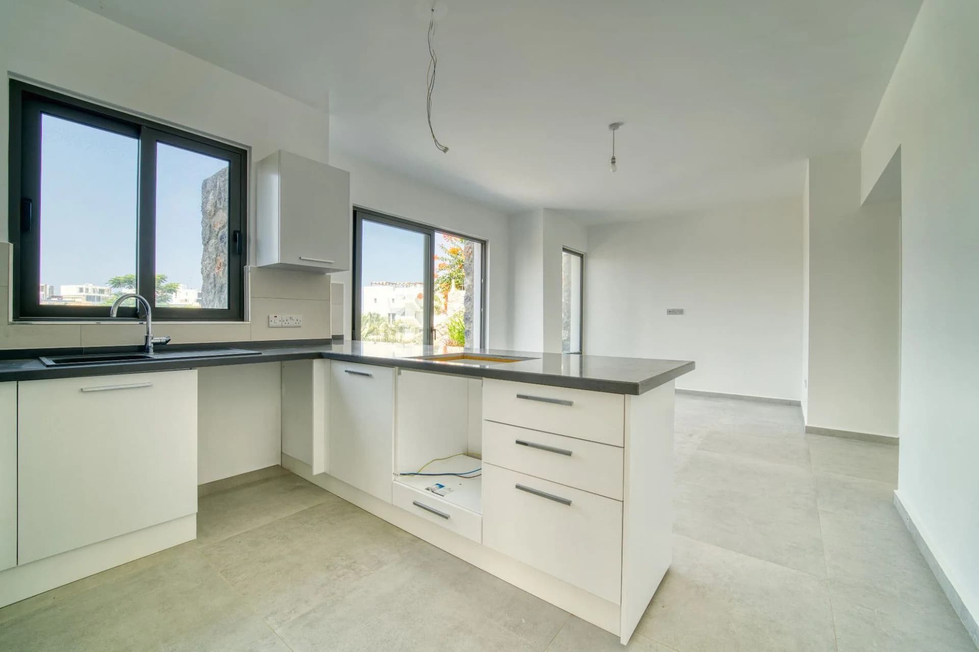 evergreen-448-interior-8