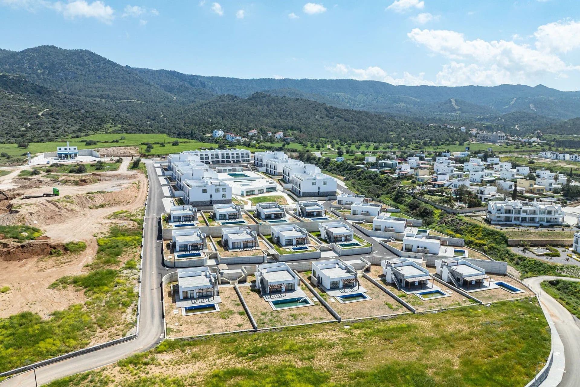 evergreen-5-exterior-6