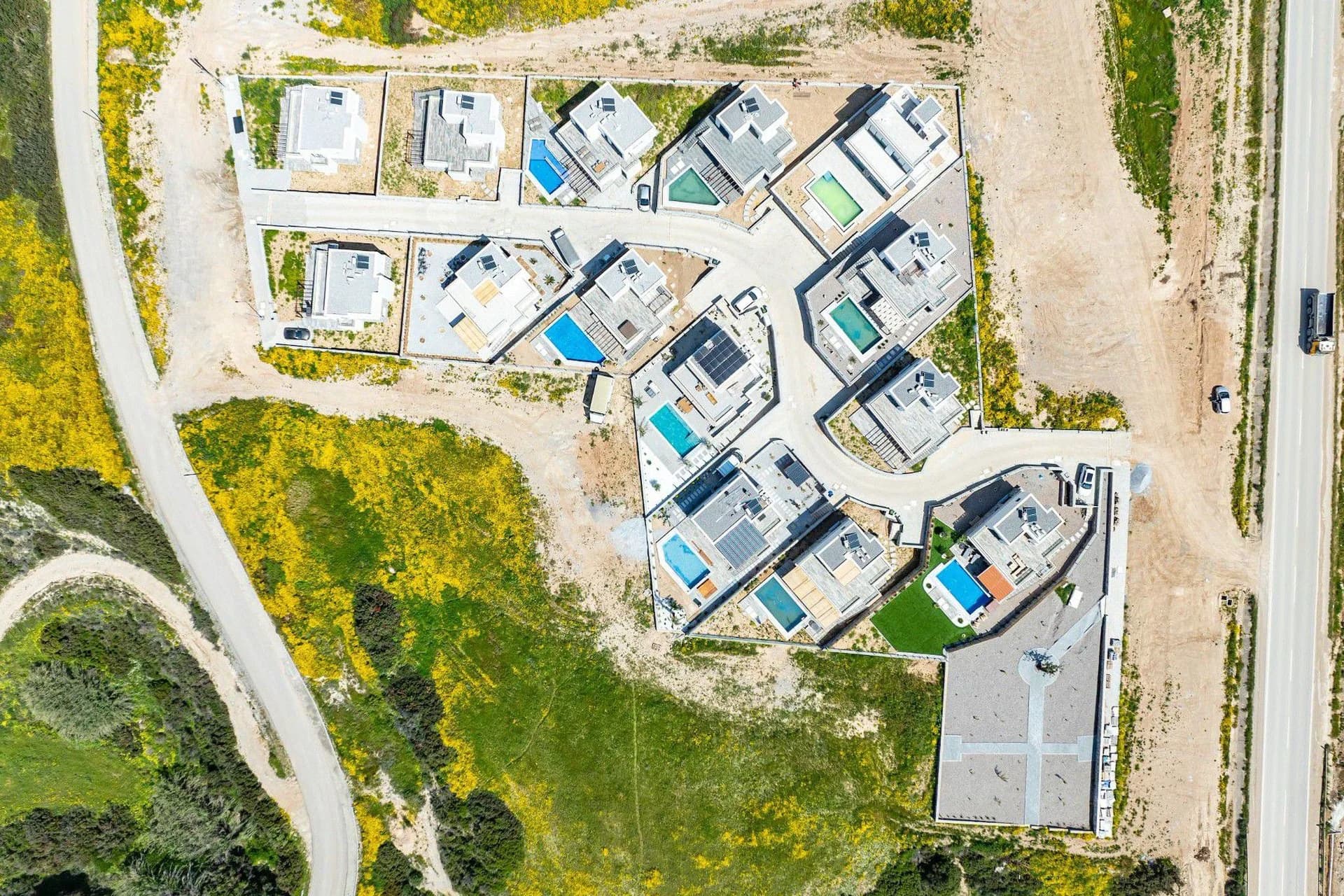 evergreen-6-exterior-9