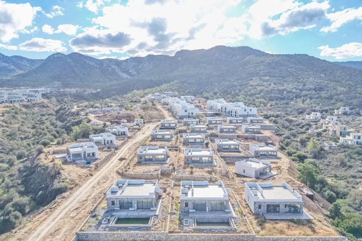 evergreen-9-construction-61