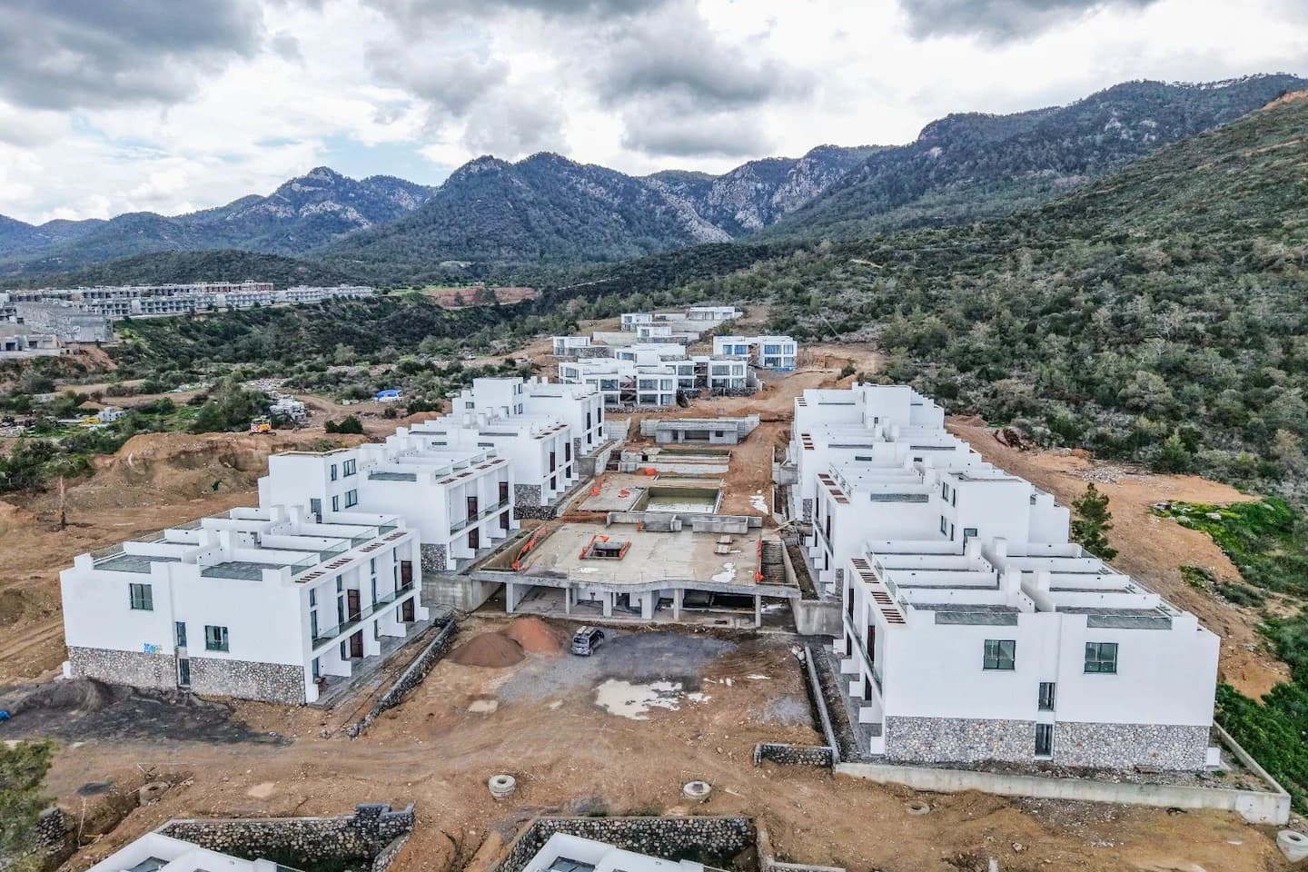 evergreen-9-construction-56