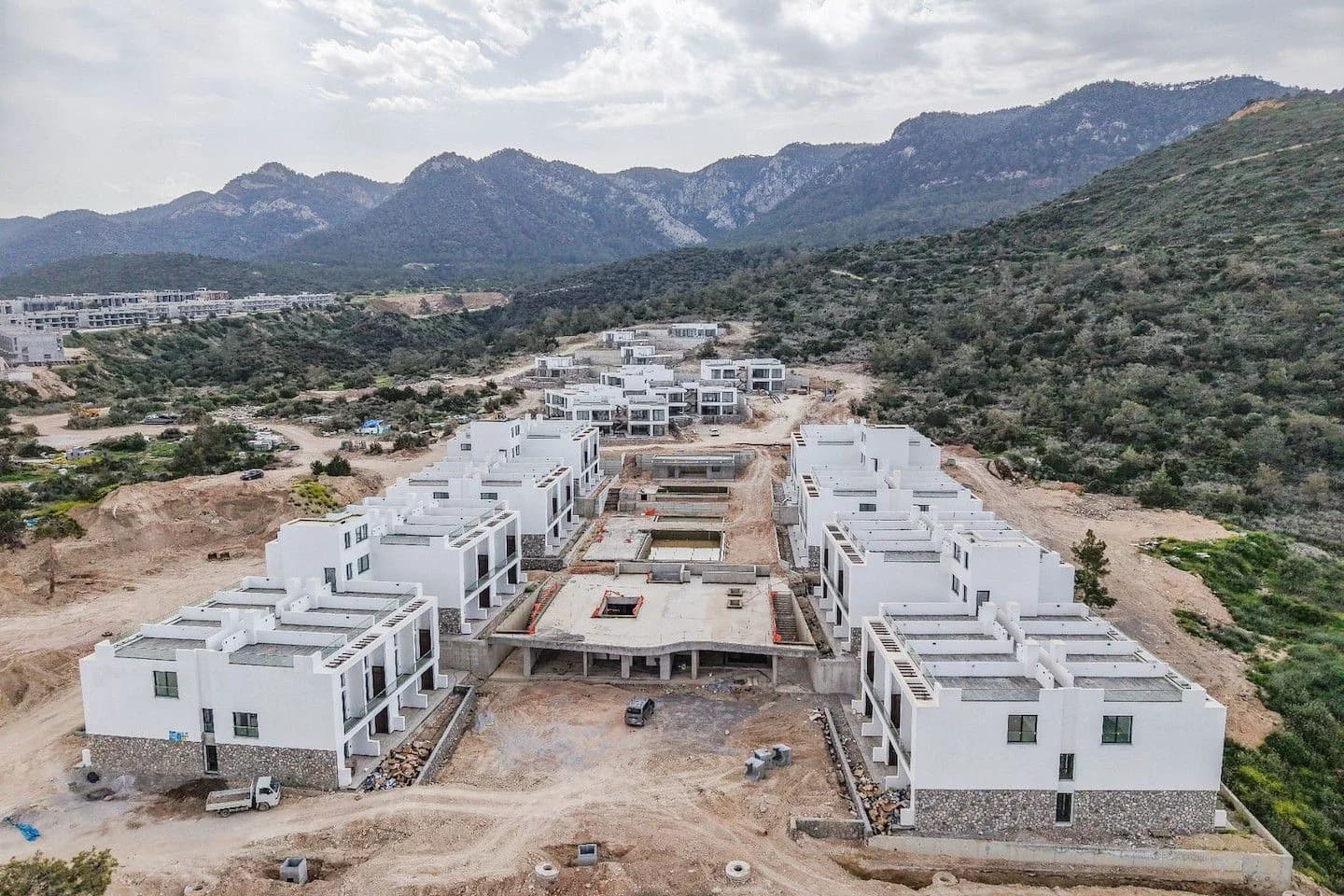 evergreen-9-construction-63