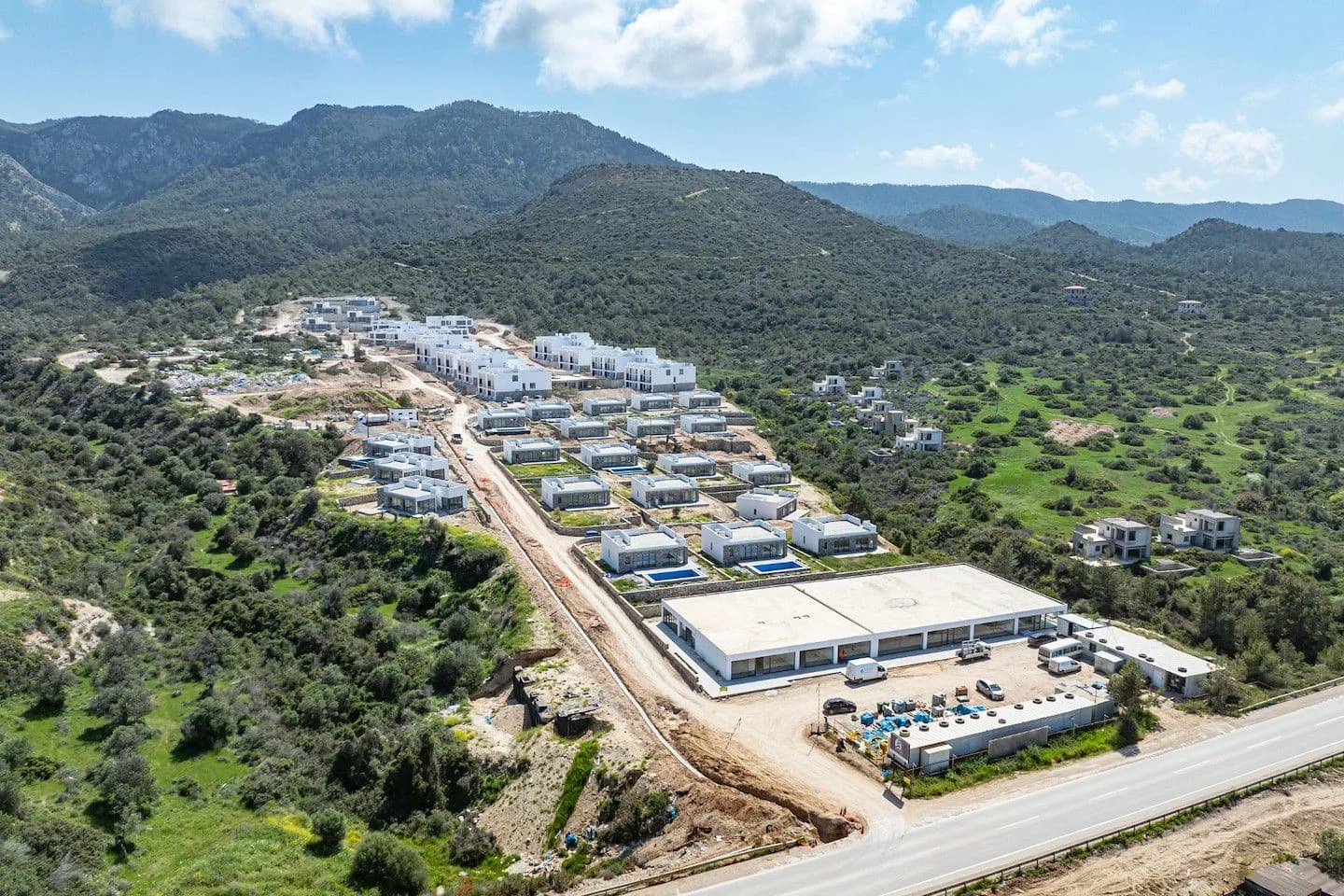 evergreen-9-exterior-5